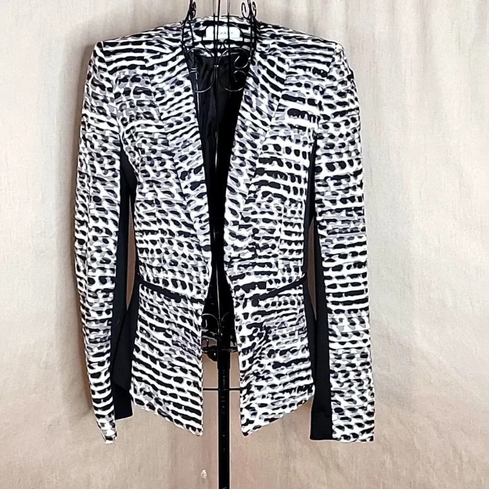 CALVIN KLEIN Black and White Animal Print Jacket Size 2